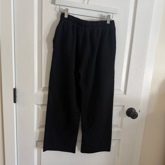 Amazon Women's Black Drawstring Wide-Leg Track Pants & Top F&E Dupe Set - Picture 5 of 6